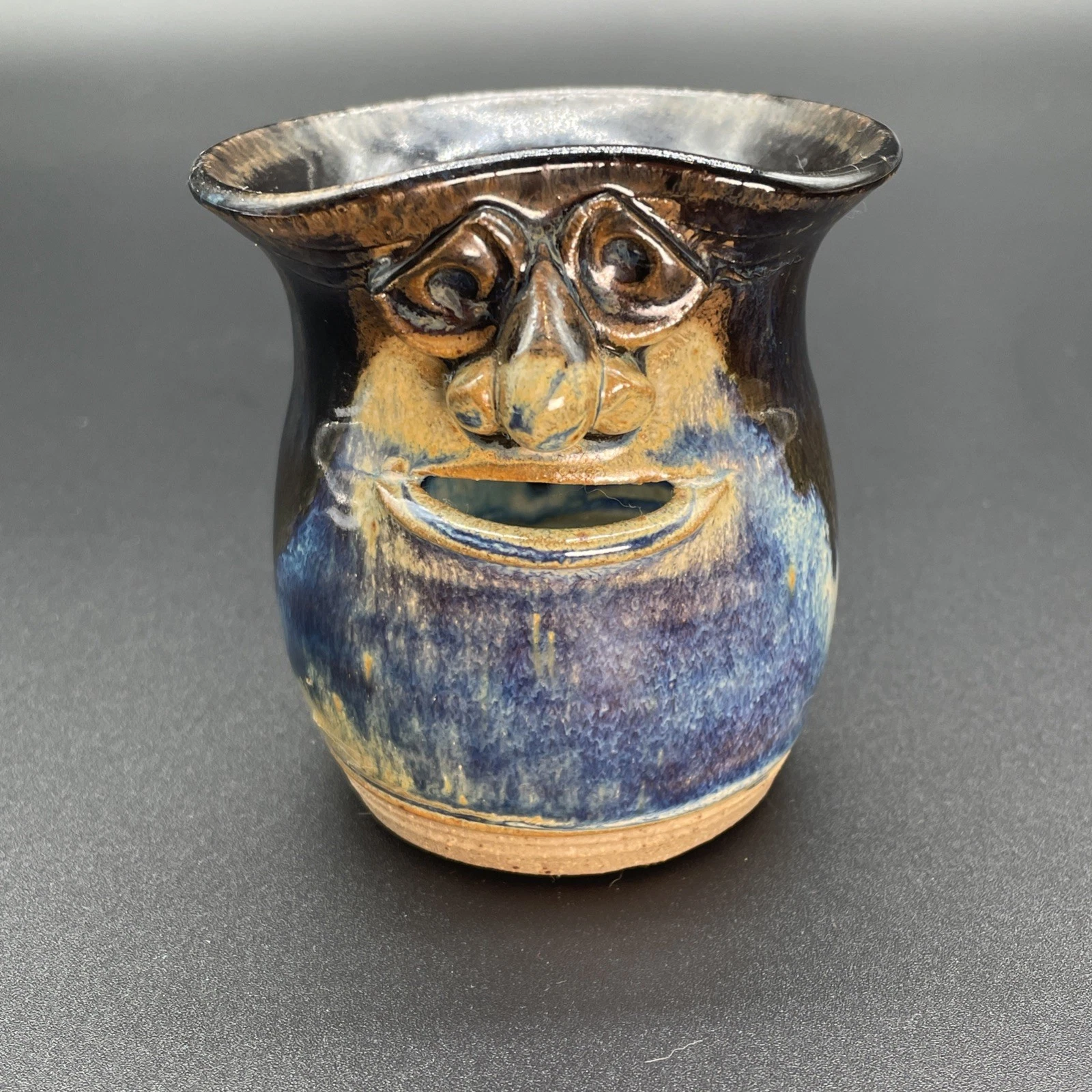 Vintage Ed Zembrzuski Egg White Separator Face Art Stoneware Signed Excellent
Opens in a new window