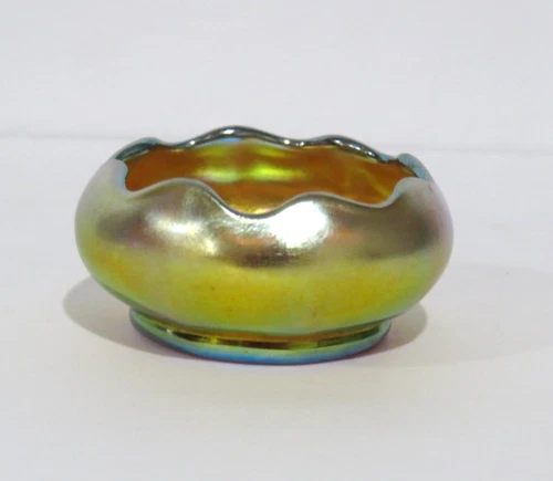 Steuben Gold Aurene Glass Salt Dip #564 Iridescent Dish Signed