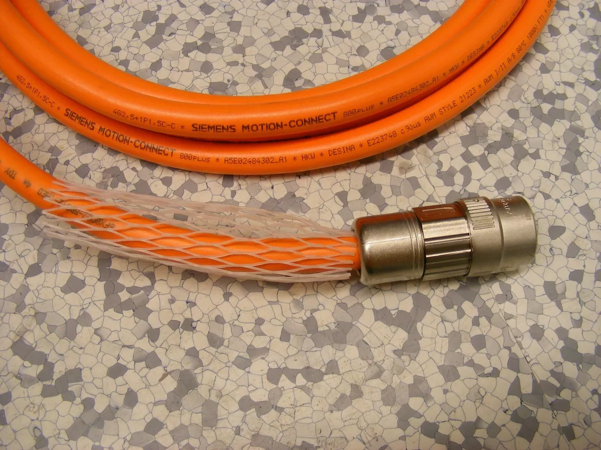 Siemens A5E02484302_A1 Motion Connect Cable Leitung L = 4.00 m NEU 