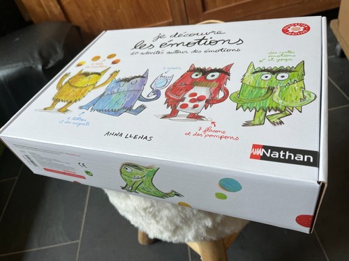 Coffret Je découvre les émotions de Anna Llenas jeu éducatif édité Nathan France - Photo 4/6