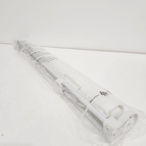 150” Extra Wide Retractable Baby Gate Indoor Outdoor Mesh Safety Barrier for Pet - Picture 4 of 12