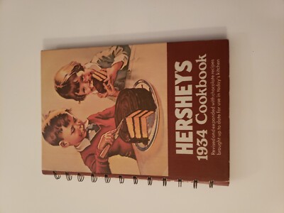 Vintage HERSHEY S 1934 Cookbook ~ Revised 1971 Chocolate Cakes Candies Cookies