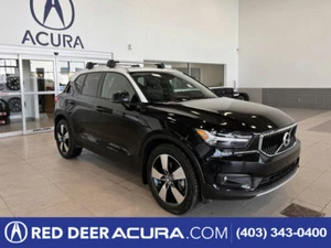 2019 Volvo XC40 Momentum