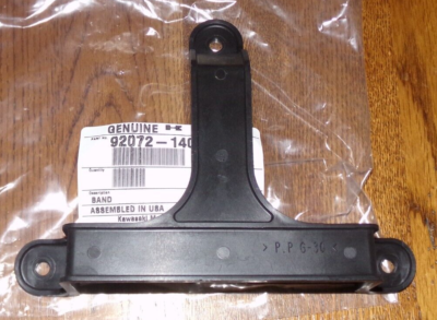 KAWASAKI PRAIRIE BRUTE FORCE 650 SOLID AXLE BATTERY STRAP,RETAINER