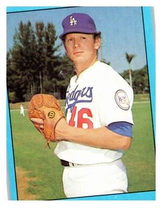 1982 Topps Burt Hooton #53 Sticker