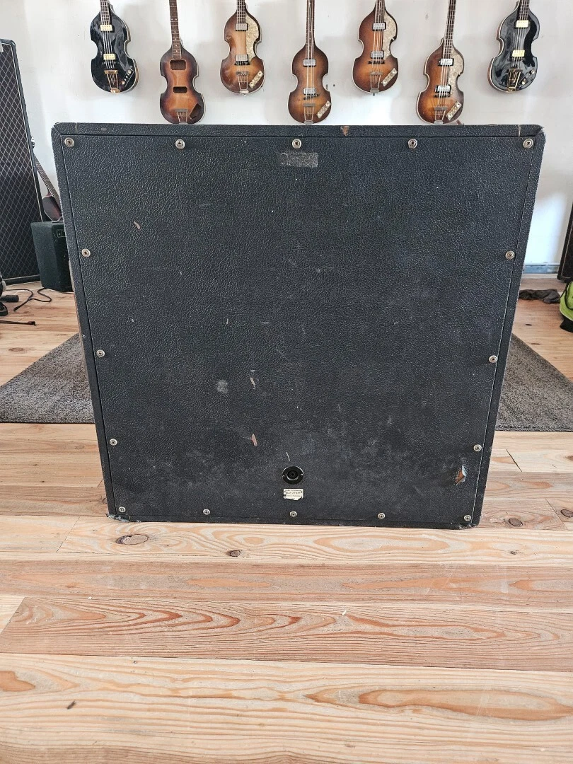 Picture 3 of 16