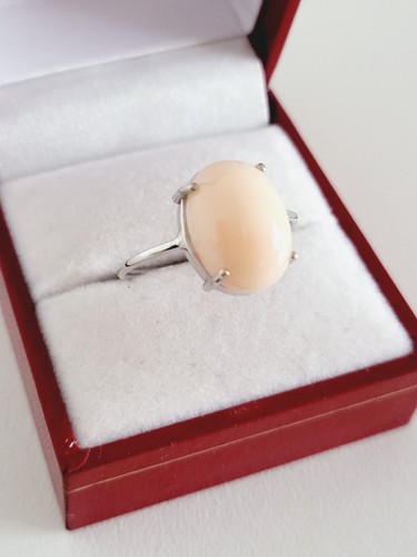 Vintage 14K White Gold Oval Genuine CORAL Ring Size 8 - Picture 6 of 24