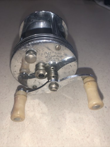 Moulinet De Pêche Vintage PFLUEGER TRUMP - Made In USA 1943