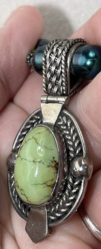Sterling Silver Green Turquoise Pendant Necklace (RD3) - Picture 8 of 18