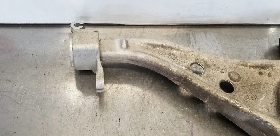 17 MERCEDES BENZ GLS63 AMG W166 BRAZO DE CONTROL INFERIOR PASAJERO DELANTERO DERECHO Foto 3 de 4