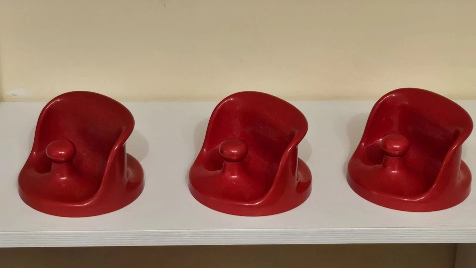 Kartell 4702 Coat Hook by Olaf von Bohr – Red – Vintage 1970s Italian Space Age - Image 3 of 4