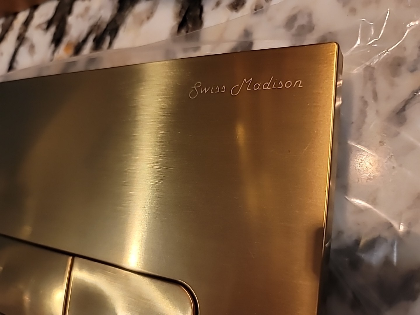 Swiss Madison SM-WC003 Wall Mount Dual Flush Actuator Plate - Brass