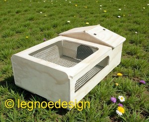 CASETTA PER TARTARUGHE DI TERRA CON TERRARIO E RETE 60x40x21