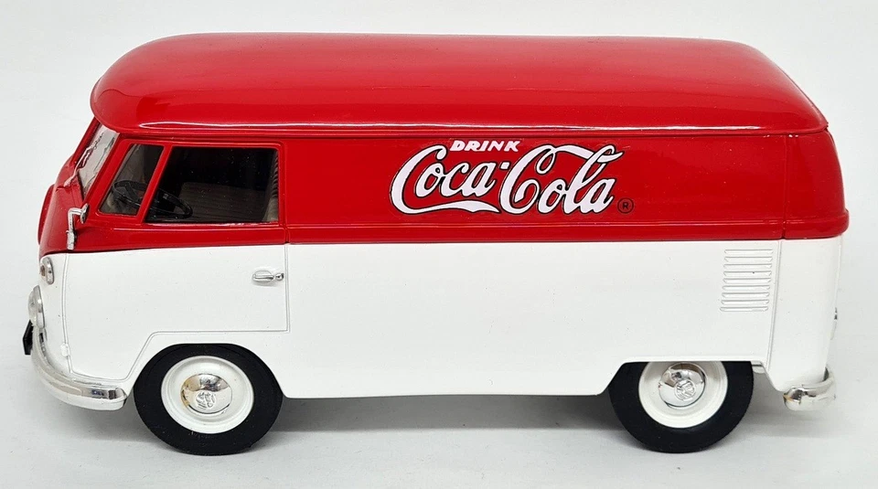 Solido 1/19 - Volkswagen Kombi Splitscreen Transporter Coca-Cola Model Van - Image 4 of 4