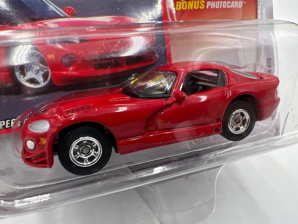 Johnny Lightning Mopar Or No Car #18 1998 Dodge Viper GTS Red 229a - Image 2 of 4