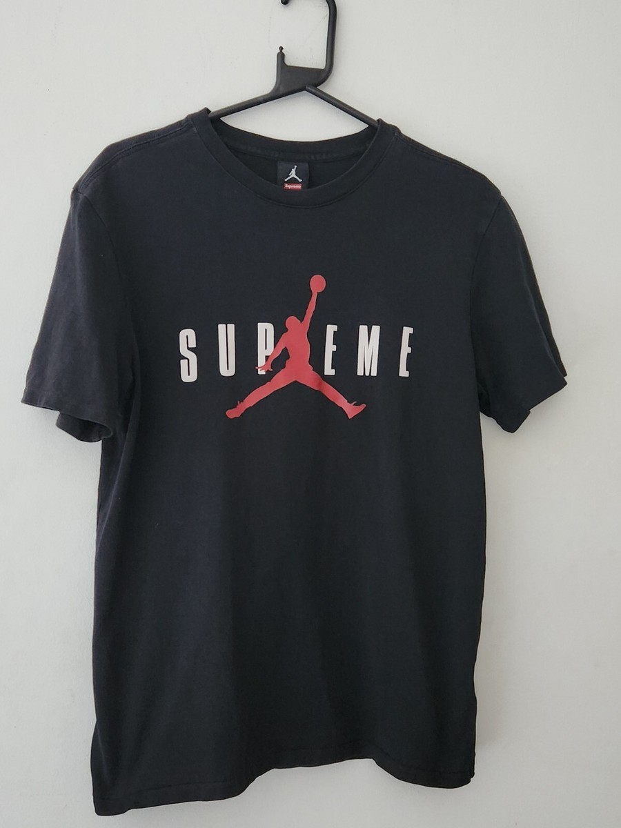 FW15 Supreme x Jordan tee size L Large Black T-shirt Jumpman FW15 Supreme x Jordan tee size L Large Black T-shirt Jumpman
