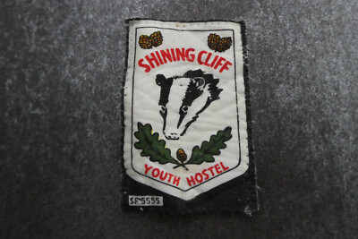 Shining Cliff Youth Hostel YHA Cloth Patch Badge (L39S)