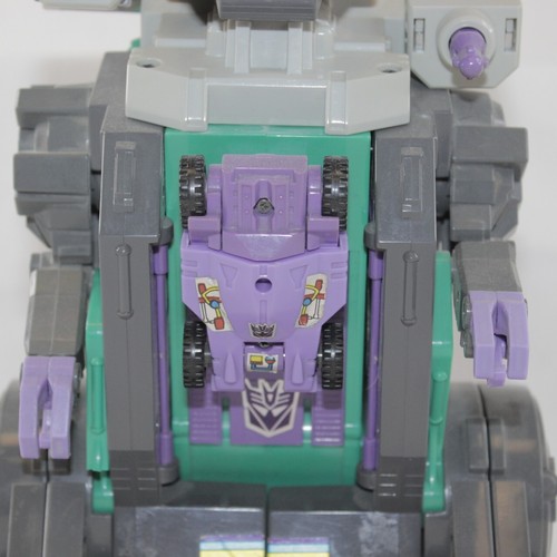 Transformers G1 Trypticon with Full Tilt Car 1986 Takara Hasbro * Not Working - Picture 17 of 23