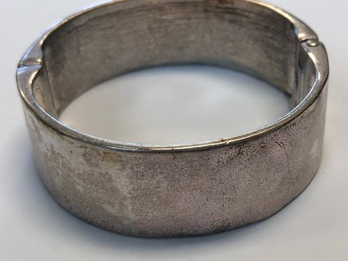 Set of 3 KC JCM Silver Tone Bangle Bracelets - Picture 2 of 12