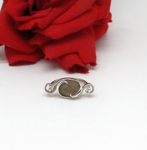 Sterling Silver Unique   Labradorite 5.33g Ring Size 9 CAT RESCUE