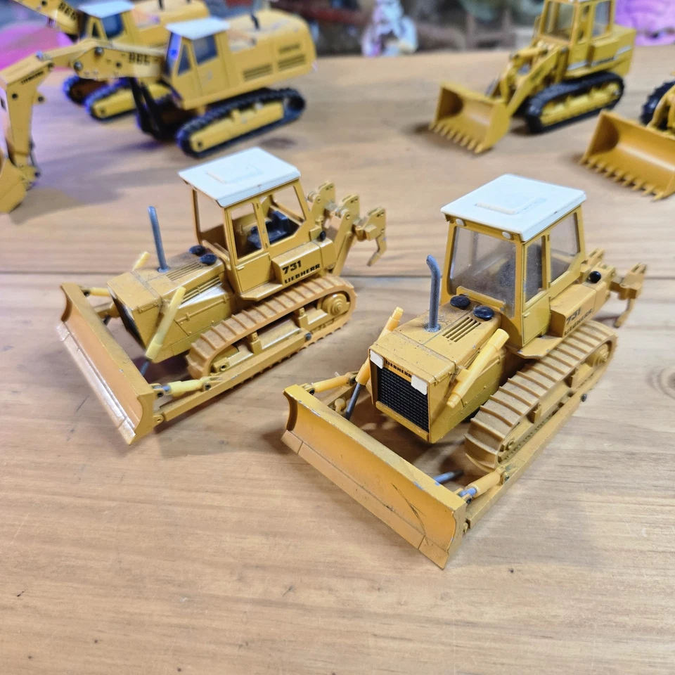 Liebherr Diecast Vehículo de Construcción Modelo Lote de 7 Excavadora Cemento Bulldozer Foto 4 de 4