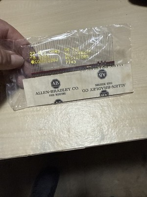RCR07G203JS Allen-Bradley Carbon Comp Resistor, 22 Meg Ohm 1/4 Watt 5% 50 PCS