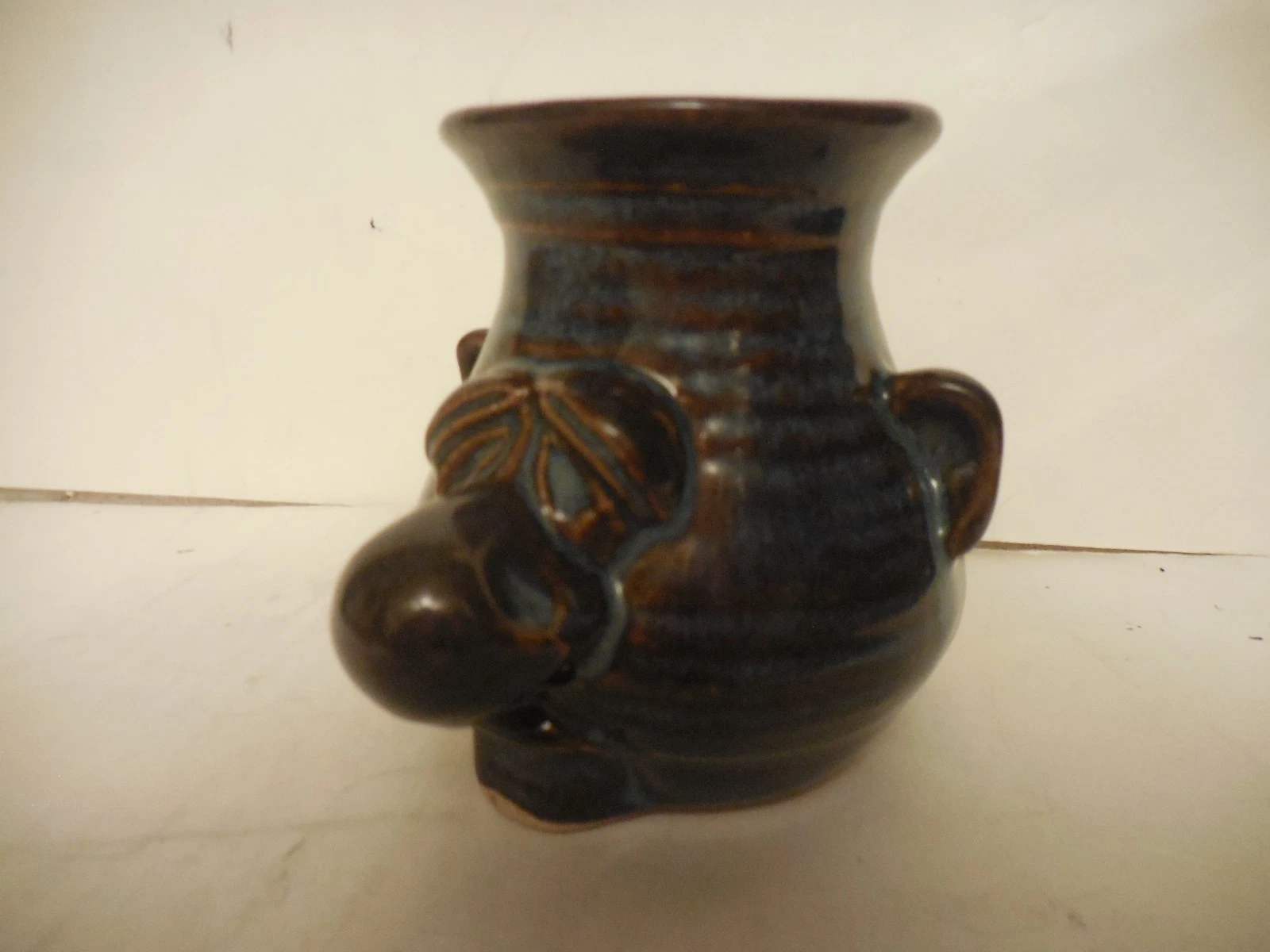 Peter Petrie Egg Separator Blue Brown Egg Drip Glaze Stoneware Its Snot a Mug
Opens in a new window