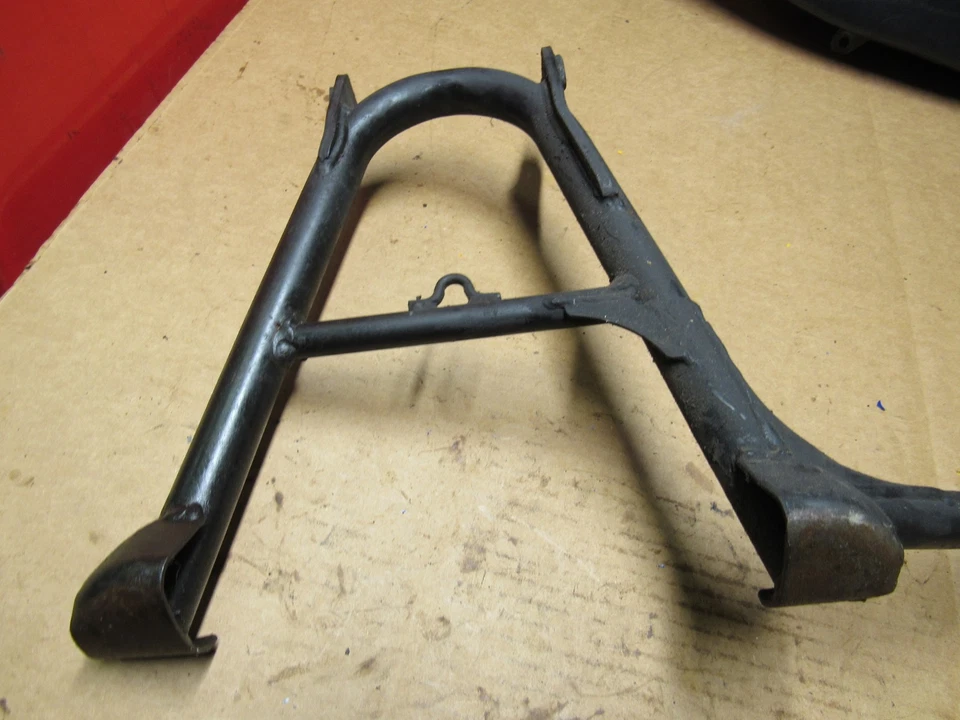 CB650SC Nighthawk 650 1983 soporte central Foto 2 de 4