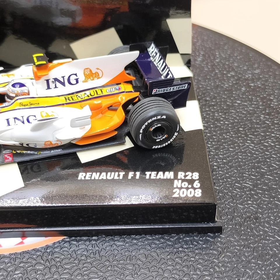 MINICHAMPS 1/43 Renault F1 Team R28 no.6 2008 Nelson Piquet 400080006 - Image 3 of 4