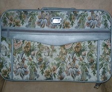 Jordache Vintage Floral Tapestry Zip Suitcase Carry-On No Strap