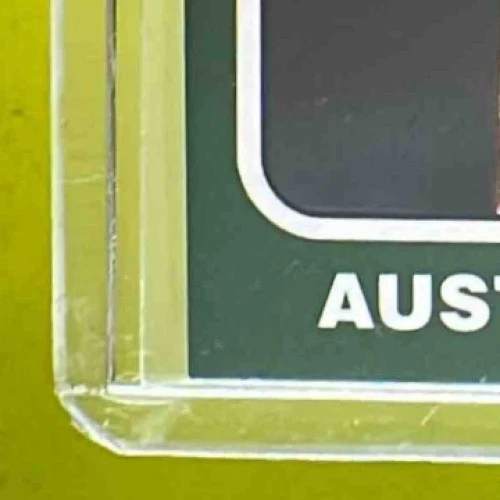 2024 Topps Heritage High Number Austin Hedges Green Bordered #510 Guardians - Image 4 of 4