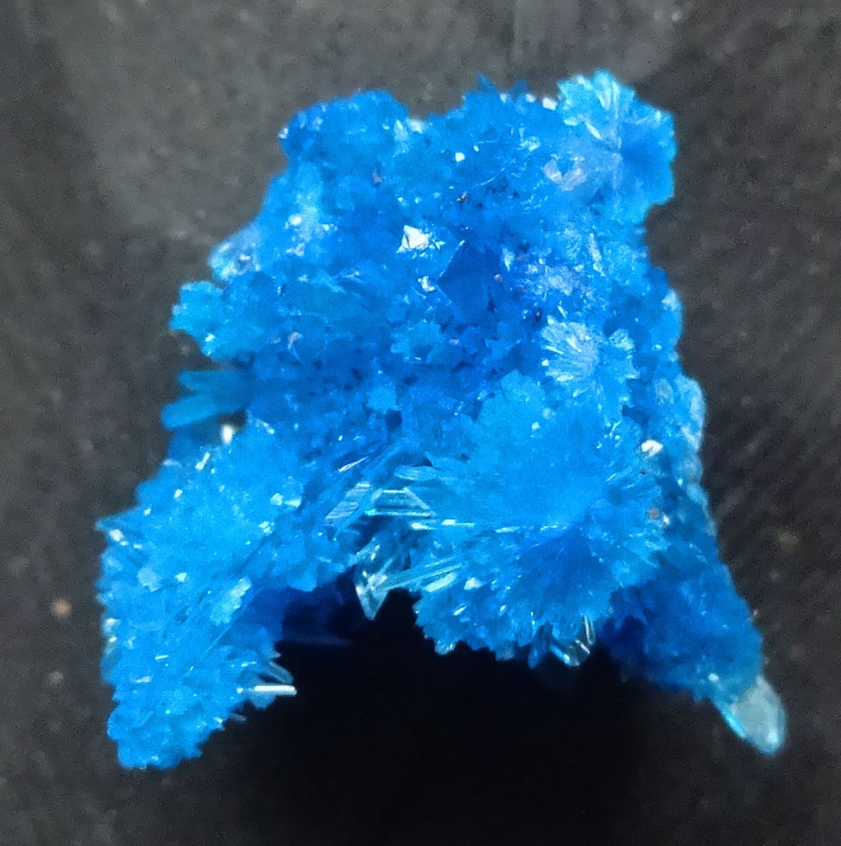 Amazing Pentagonite Crystals Formation Minerals Specimens