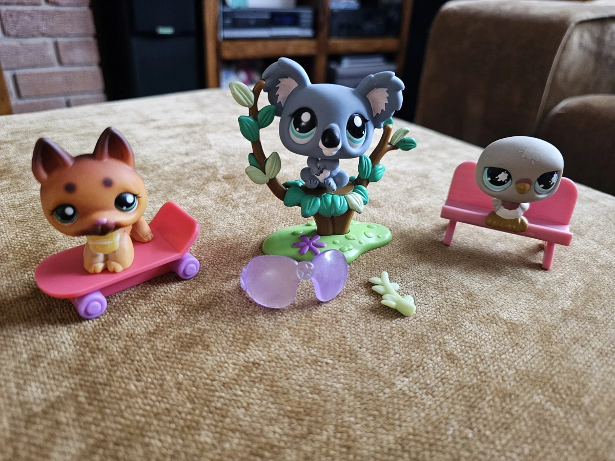 Lot Littlest Pet Shop (LPS) Avec Accessoires, Boîte Métallique Et Playset - Hasbro