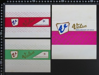 3 Original Vintage Valsa (Iceland) Small Milk Chocolate Wrappers 1972