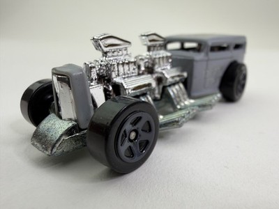 Hot Wheels #128 Team: Rat Rides 4/4 Way 2 Fast Grey New Loose