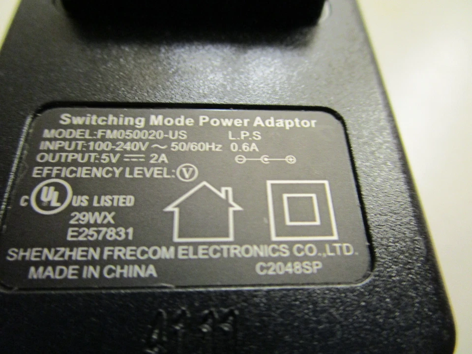 Original Switch mode power adapter FM050020-US for Huawei Springboard 7 " Tablet - Image 2 of 4