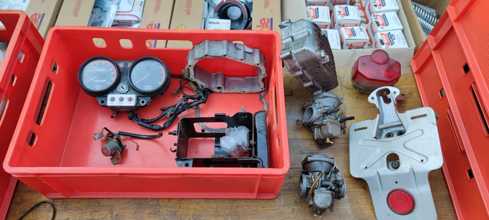 Yamaha TX750 Repuestos 1x Manija de Socio Soporte Soporte Rear Grab Stay 341-21645-00 Foto 2 de 4