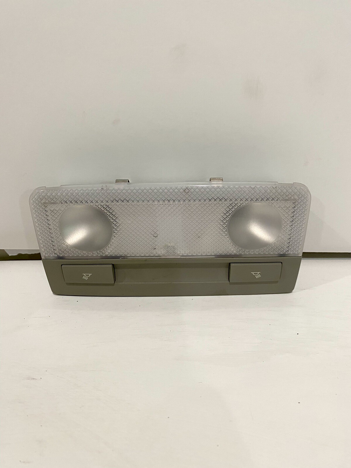 20102015 Chevy Equinox Dome Light Lamp OEM eBay