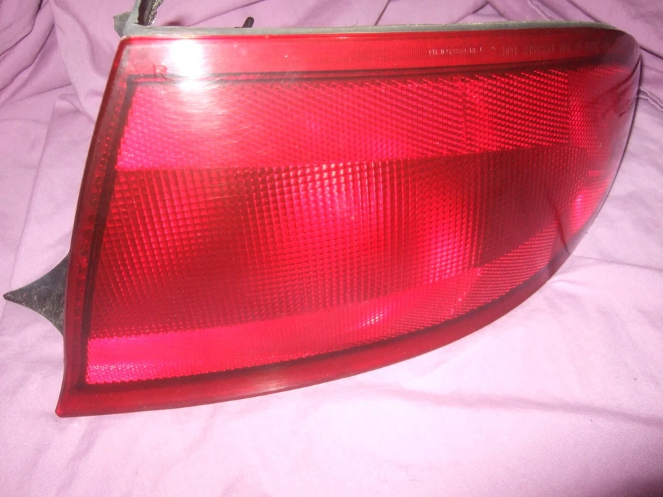 97 - 04 Buick Regal Right Outer Tail Light RH 16523324 OEM Used #1613 - Image 2 of 4