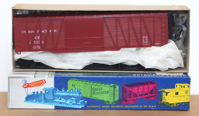 Roundhouse 2117 HO 50' OB SS DD wood Box Car Steel Ends kit UP 151276  NIB