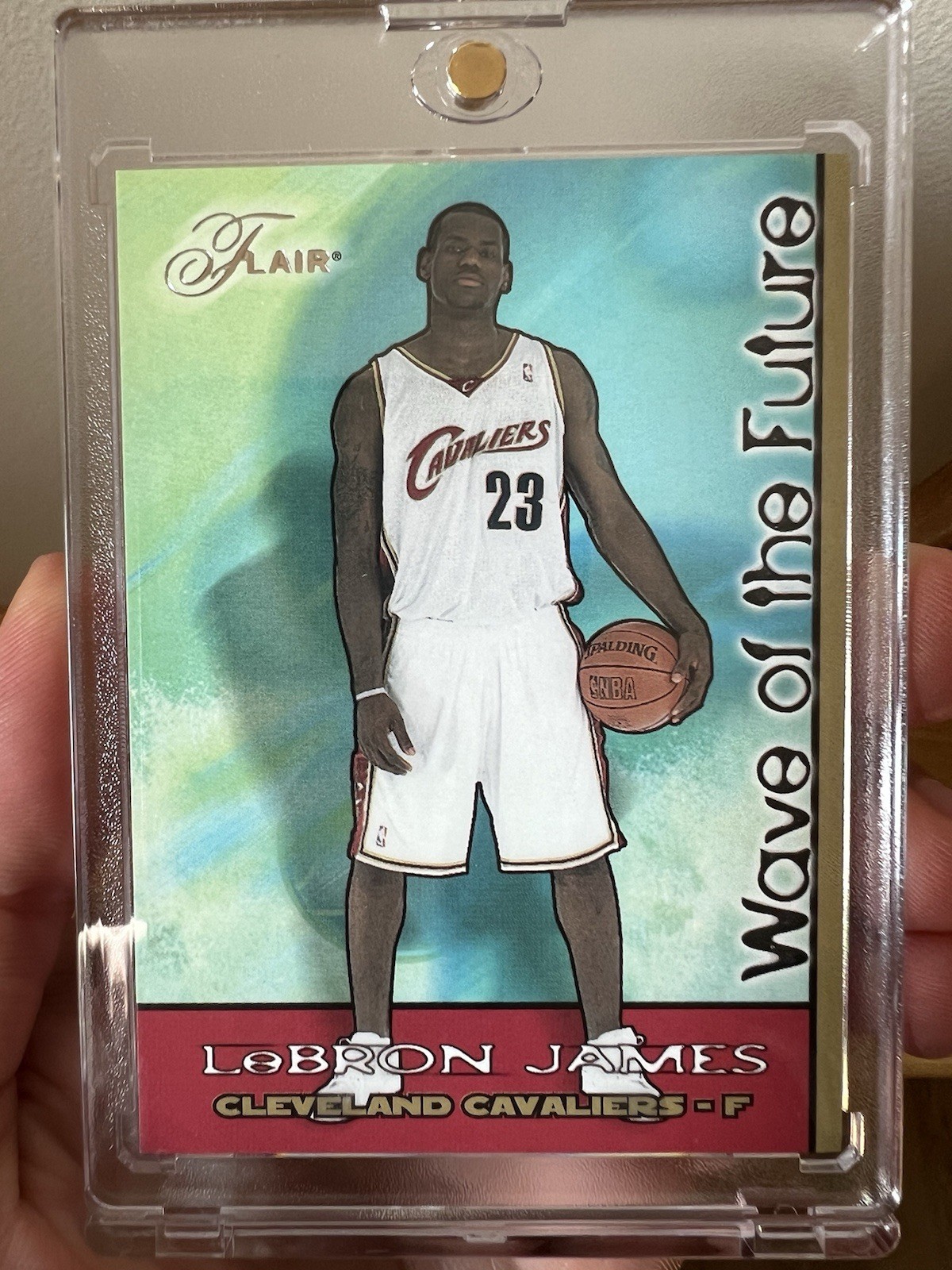 2003-04 Fleer Flair Wave Of The Future LeBron James Rookie Card RC - Cavaliers