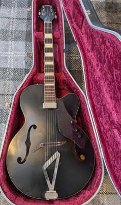 Gretsch G100CE Synchromatic Archtop Elektro Akustik Jazz Gitarre Schwarz + Koffer