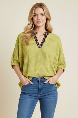 CELADON TEXTURE HEIMISH SHORT SLEEVE ANIMAL PRINT CONTRAST TOP DOLMAN SLEEVES