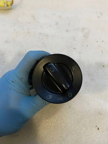 VW PASSAT Variant B5 3B6 Scheinwerferschalter 1C0941531 04052030 1.90 34012388