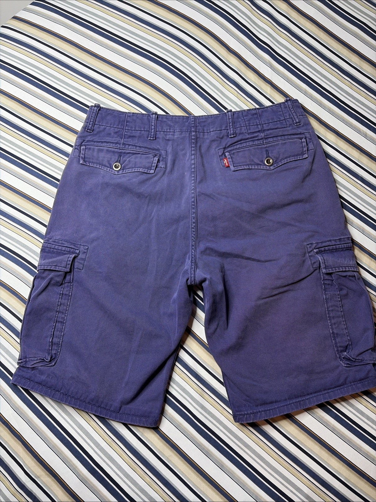 Levi's Men's Cargo Shorts Purple Heavy Cotton Size 32W Vintage Old School thumbnail 4