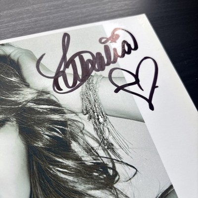 Thalia signed Latina album photo cover | eBay
