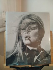 Terry O'Neill : The A-Z of Fame by Terry O'Neill (2022, Hardcover). Like new.