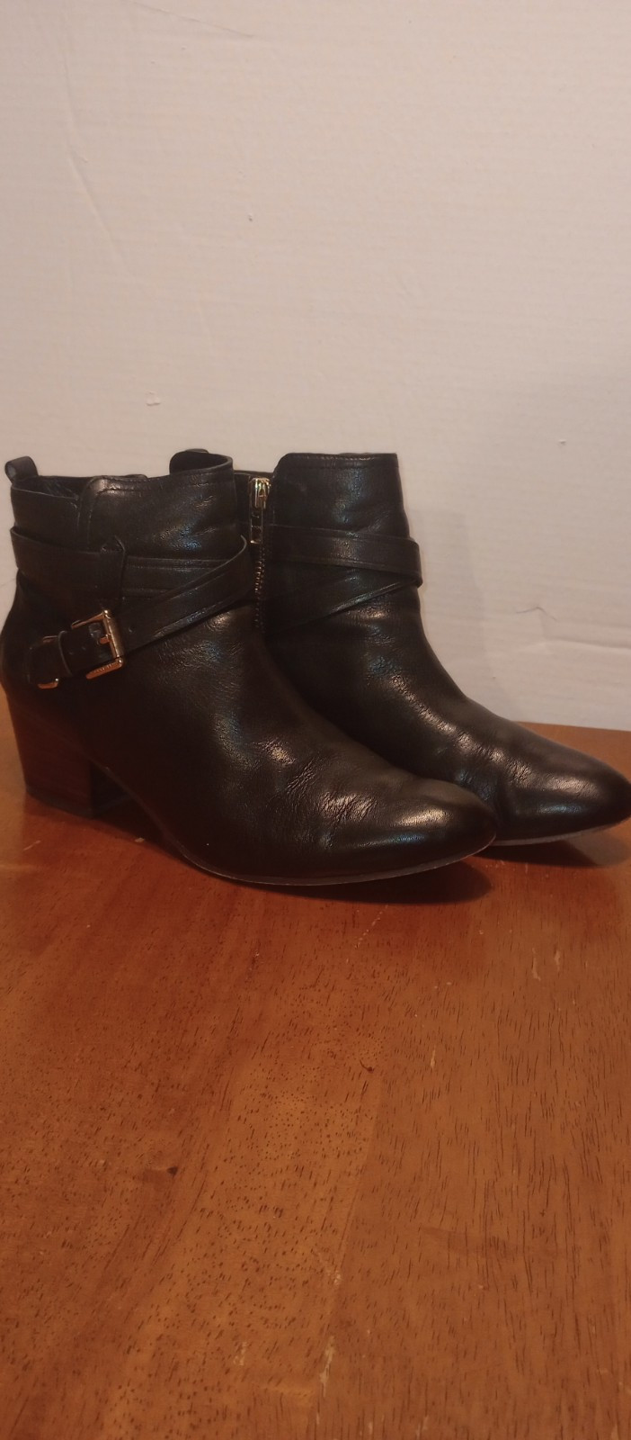 Coach PAULINE A4189 Black Ankle Boots - 9.5B. Used