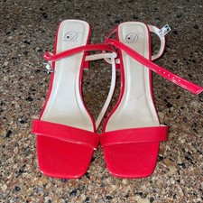 Heart In D Women's Red Patent Leather Open Toe Ankle Strap Size 10