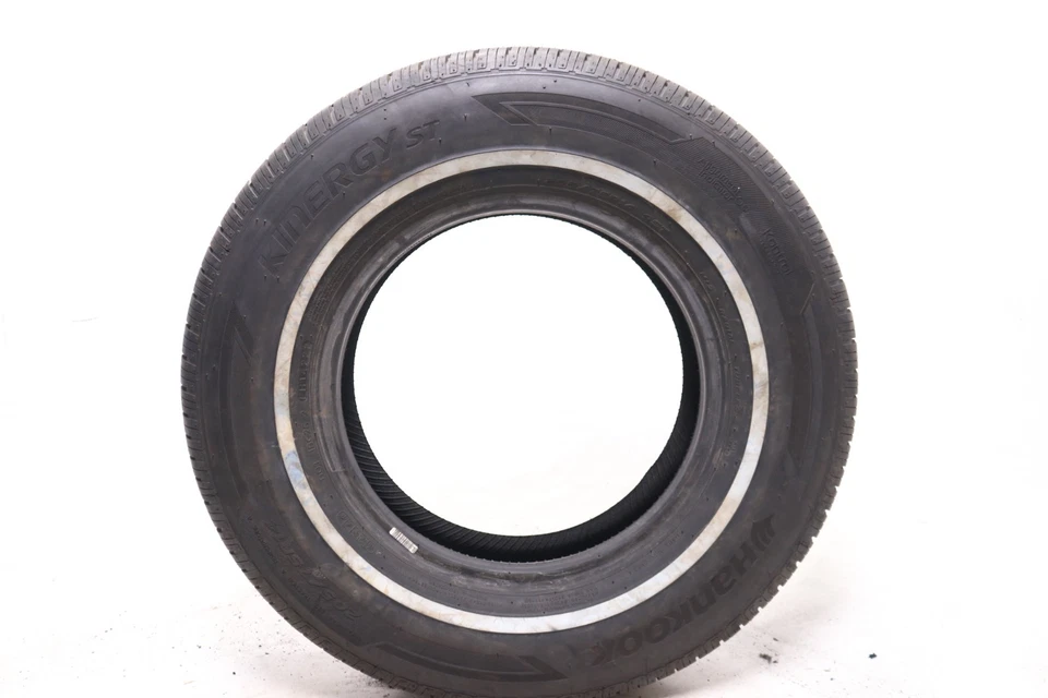 Take Off 205/75R14 Hankook  Kinergy ST - 95T - 8.5/32 No Repairs - Image 4 of 4